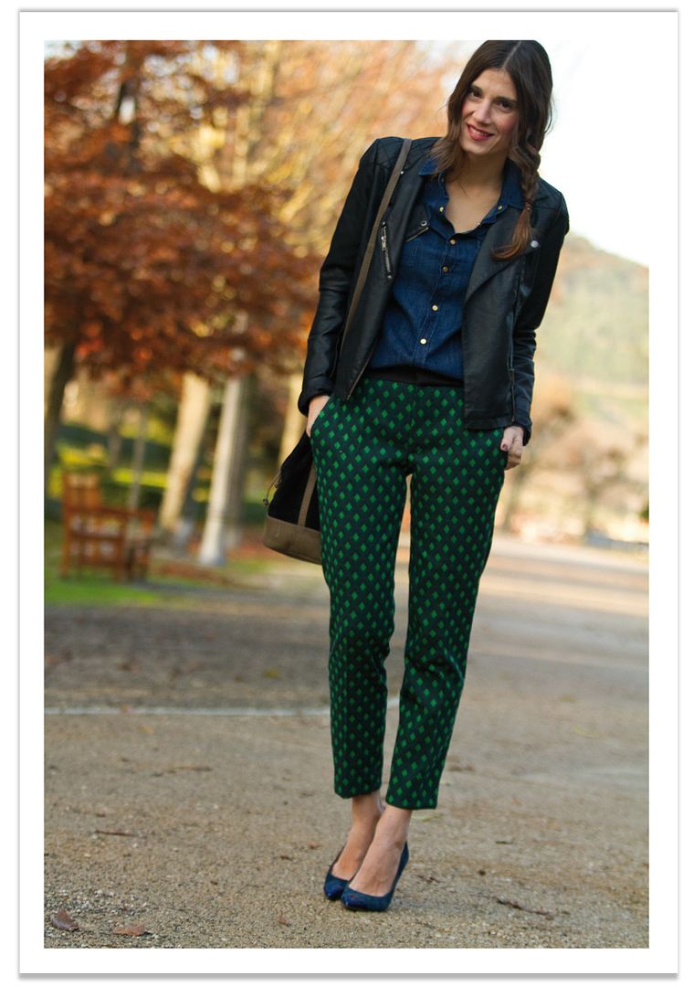 look-pantalones-geometricos-y-perfecto