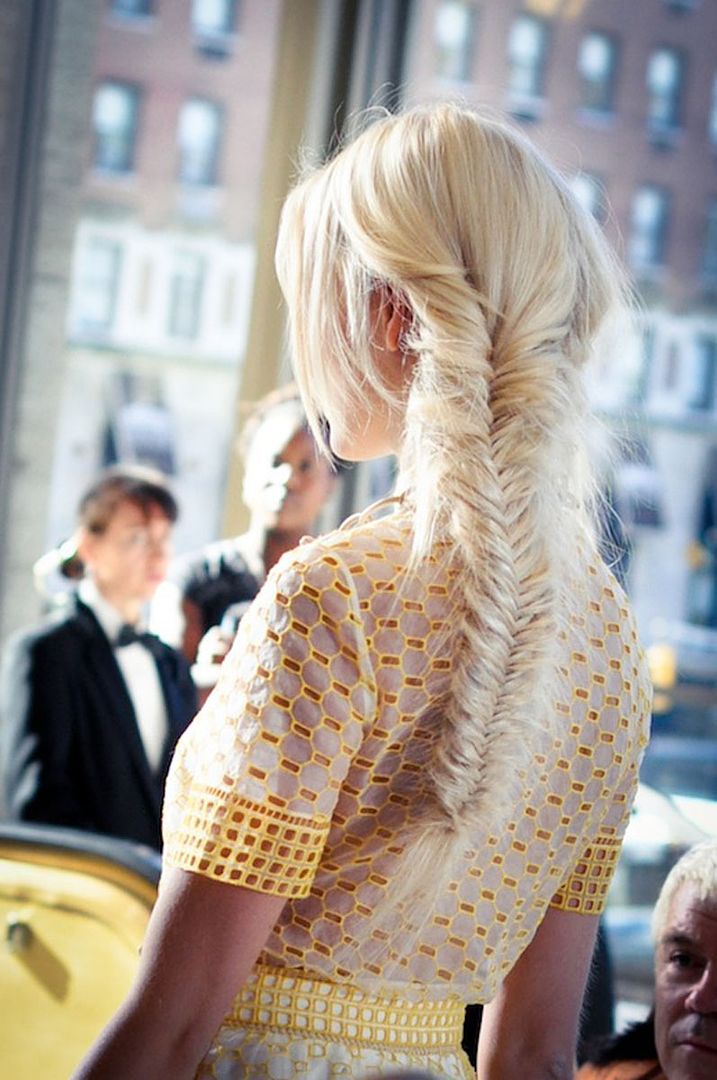  photo 12-Le-Fashion-Blog-30-Inspiring-Fishtail-Braids-Messy-Braid-Tory-Birch-Hair-Style-Via-9-To-5-Chic_zps9c44ff82.jpg