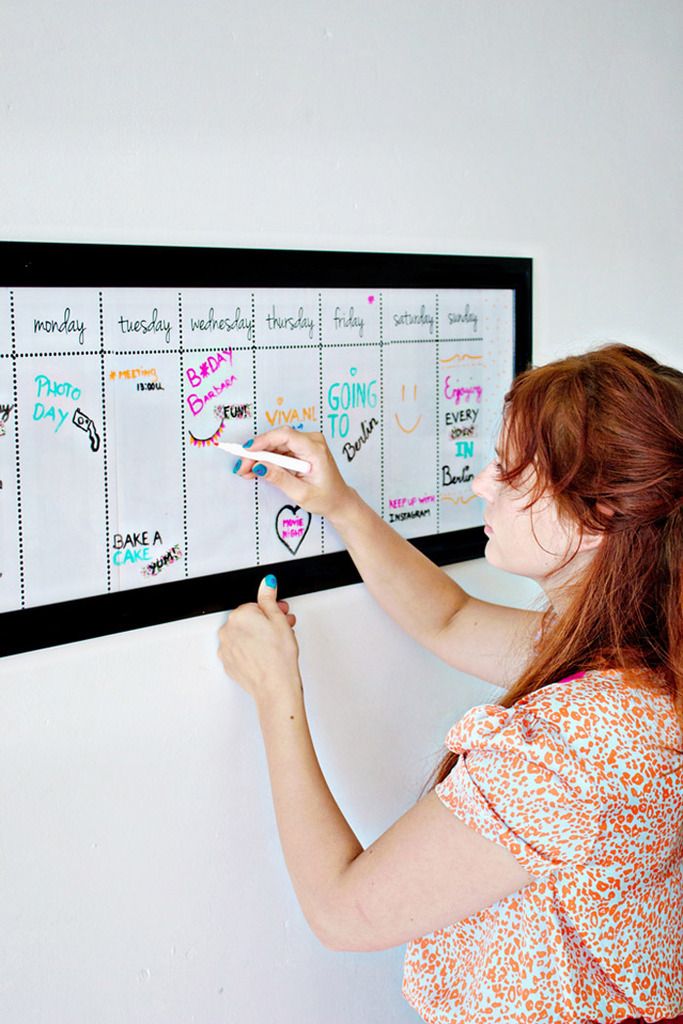 photo DIY-_-From-Picture-Frame-To-Dry-Erase-Board-3_zps4k9dobjj.jpg