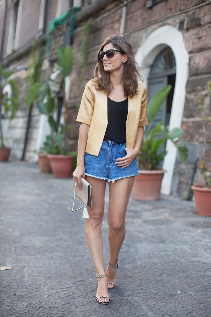 photo gold_jacket-streetstyle-balamoda51_zps7c5e258c.jpg