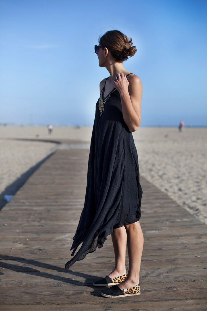 photo vestido_negro-urban_outfitters-balamoda-streetstyle04_zps241cf8ce.jpg
