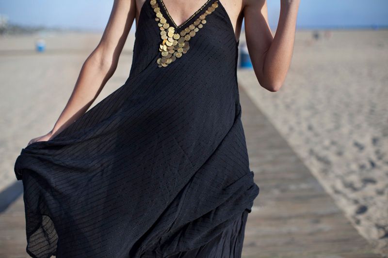 photo vestido_negro-urban_outfitters-balamoda-streetstyle07_zps3452799c.jpg