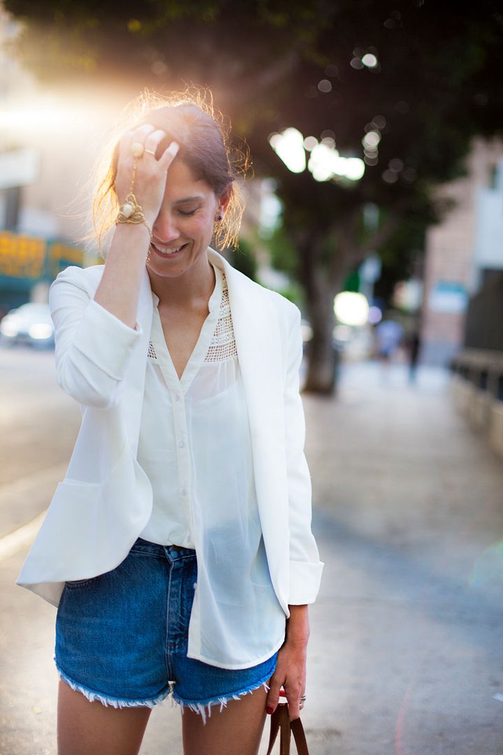 photo white_shirt-shorts-streetstyle-balamoda57_zpscf10beed.jpg