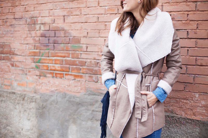 photo Brown_coat-jeans-streetstyle-balamoda08_zpsa98f7913.jpg