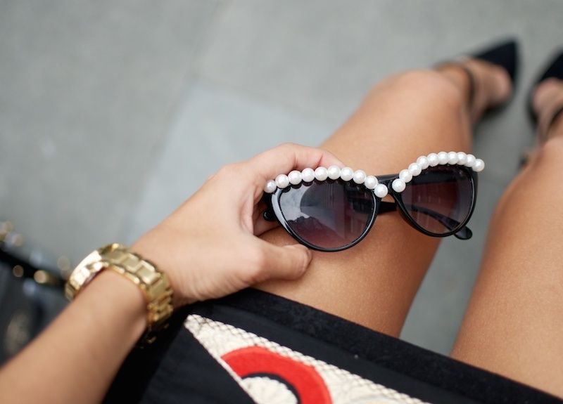  photo DIY-Pearl-Sunglasses-a-pair-and-a-spare-018_zpsa58e0081.jpg