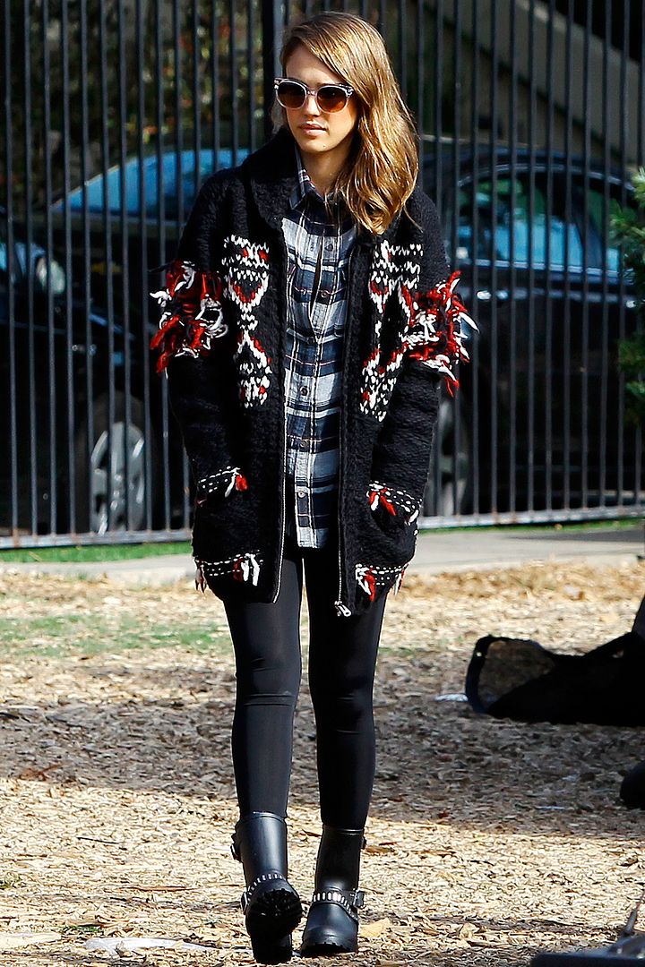  photo Jessica-Alba-Isabel-Marant_zps099ff535.jpg