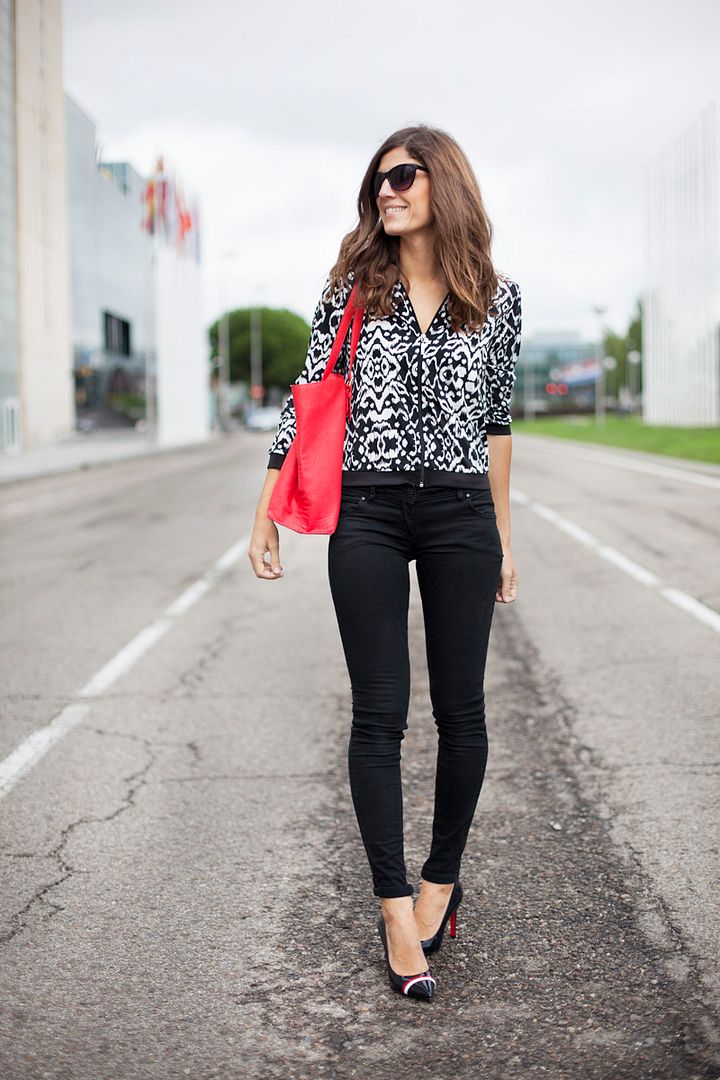 photo aztec_trend-bomber_jacket-streetstyle-balamoda76_zps8b79e601.jpg