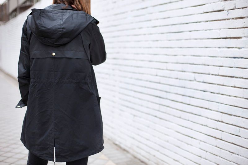 photo black_trench-streetstyle-balamoda91_zpsdmxfpqxb.jpg