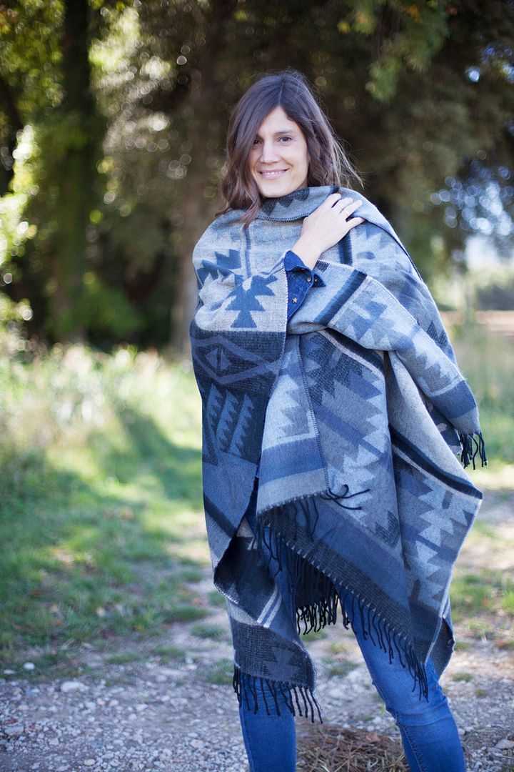  photo pregnant-long-poncho-balamoda-embarazada84_zpsrzlgsle6.jpg