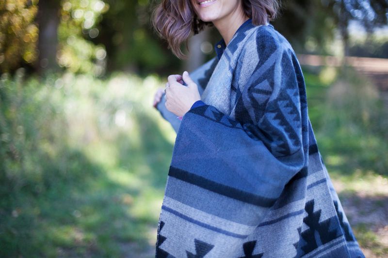  photo pregnant-long-poncho-balamoda-embarazada88_zps1mpnufks.jpg