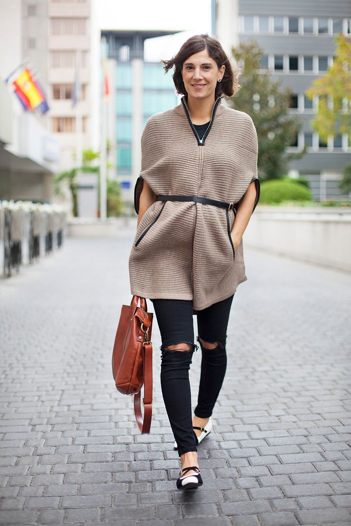 photo pregnant-long-poncho-balamoda-embarazada92_zpsyeqmryyf.jpg