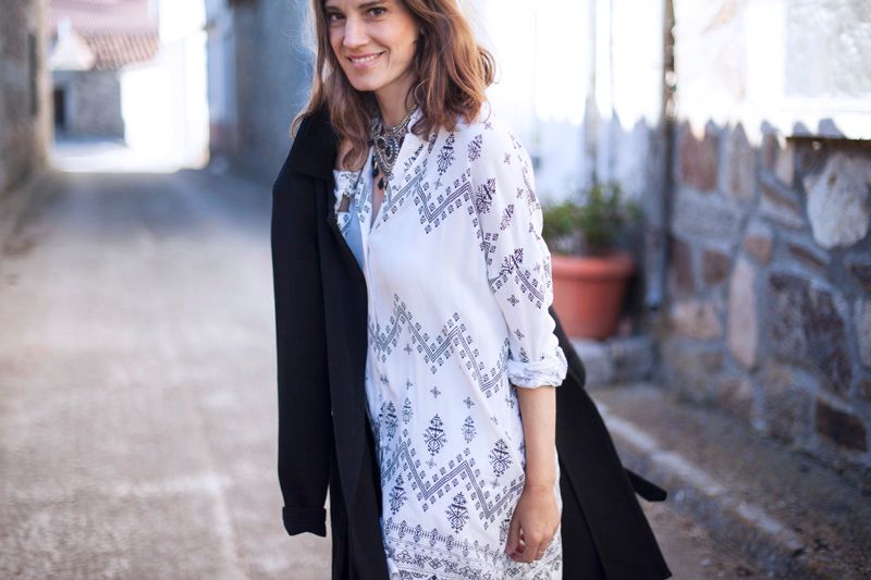 photo black and white-balamoda-streetstyle28_zpsxmjuclhf.jpg