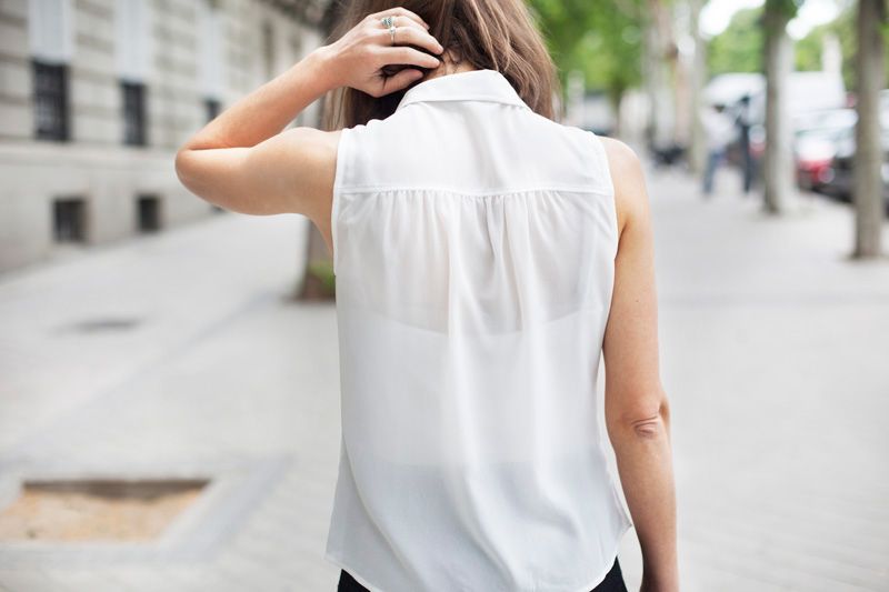 photo long_trench-ripped_jeans-balamoda70_zpsvuwxuyrb.jpg