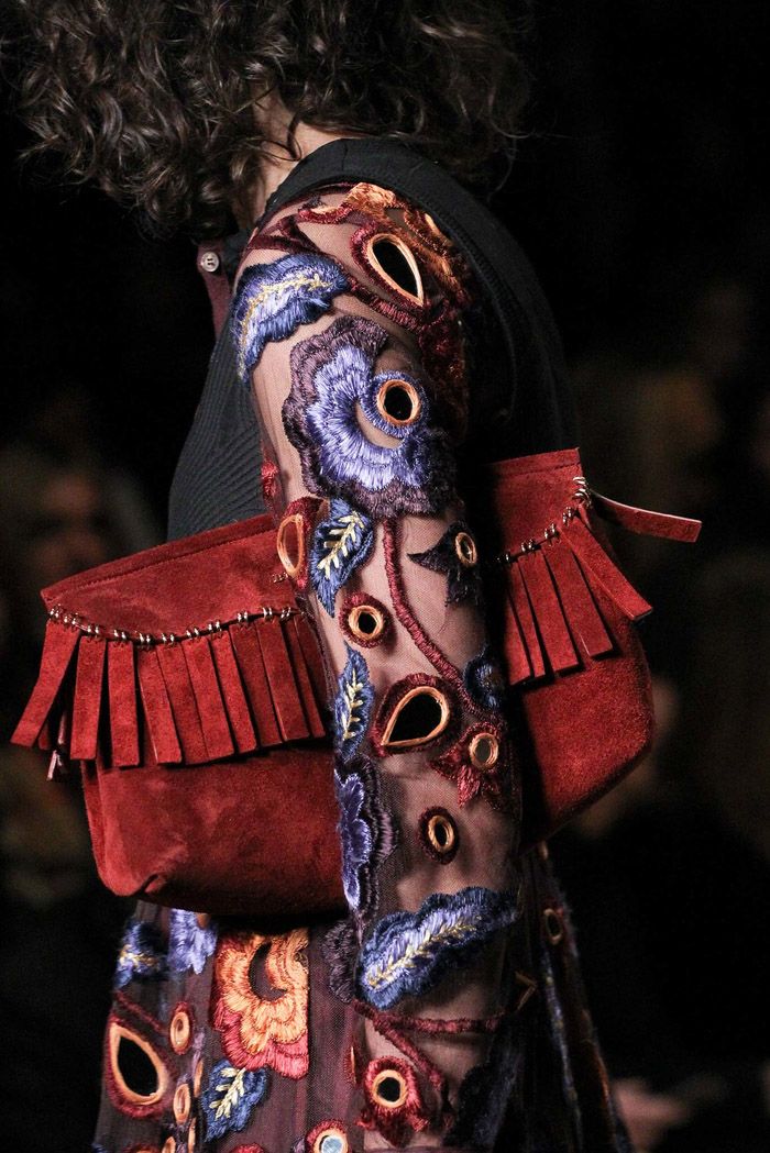 photo bolso flecos 3 Burberry_zpsfpa8wn7l.jpg