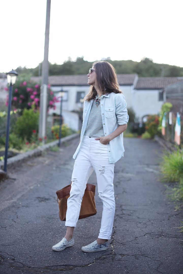 photo distress_white_jeans-balamoda38_zps3634c9f2.jpg