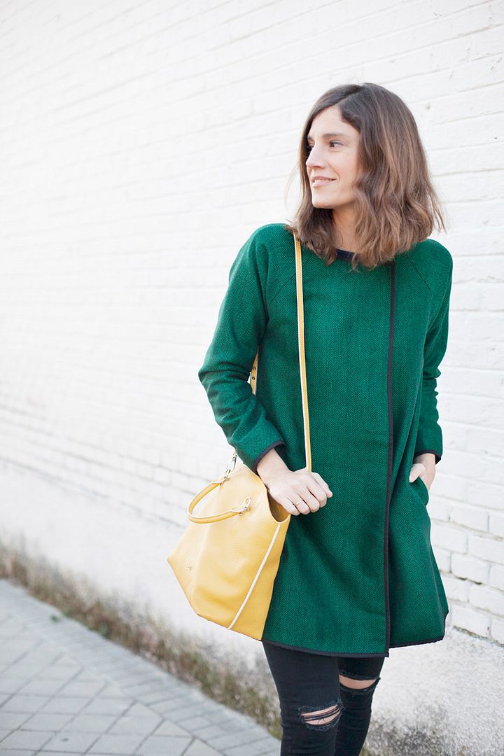 photo green_coat-ballerinas-streetstyle-balamoda02_zpsjinw7mu6.jpg