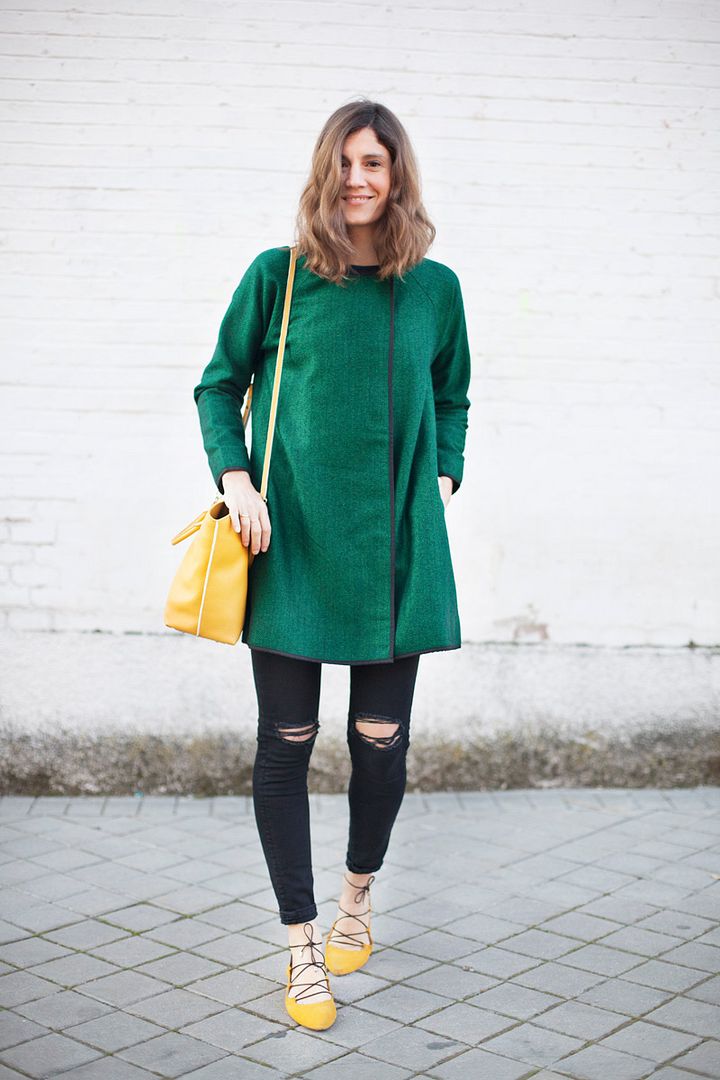 photo green_coat-ballerinas-streetstyle-balamoda93_zpscsyabavb.jpg