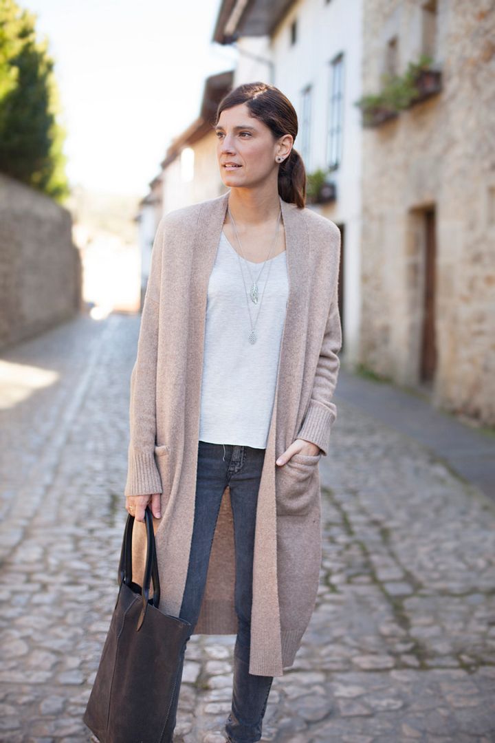 photo long_cardigan-streetstyle-balamoda42_zps1c54333d.jpg