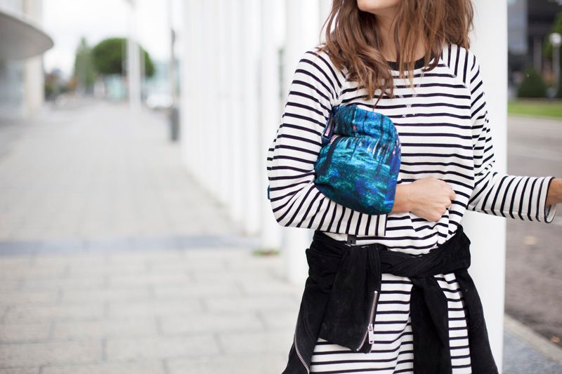 photo stripped_dress-black_boots-streetstyle-balamoda73_zps9ae920dc.jpg