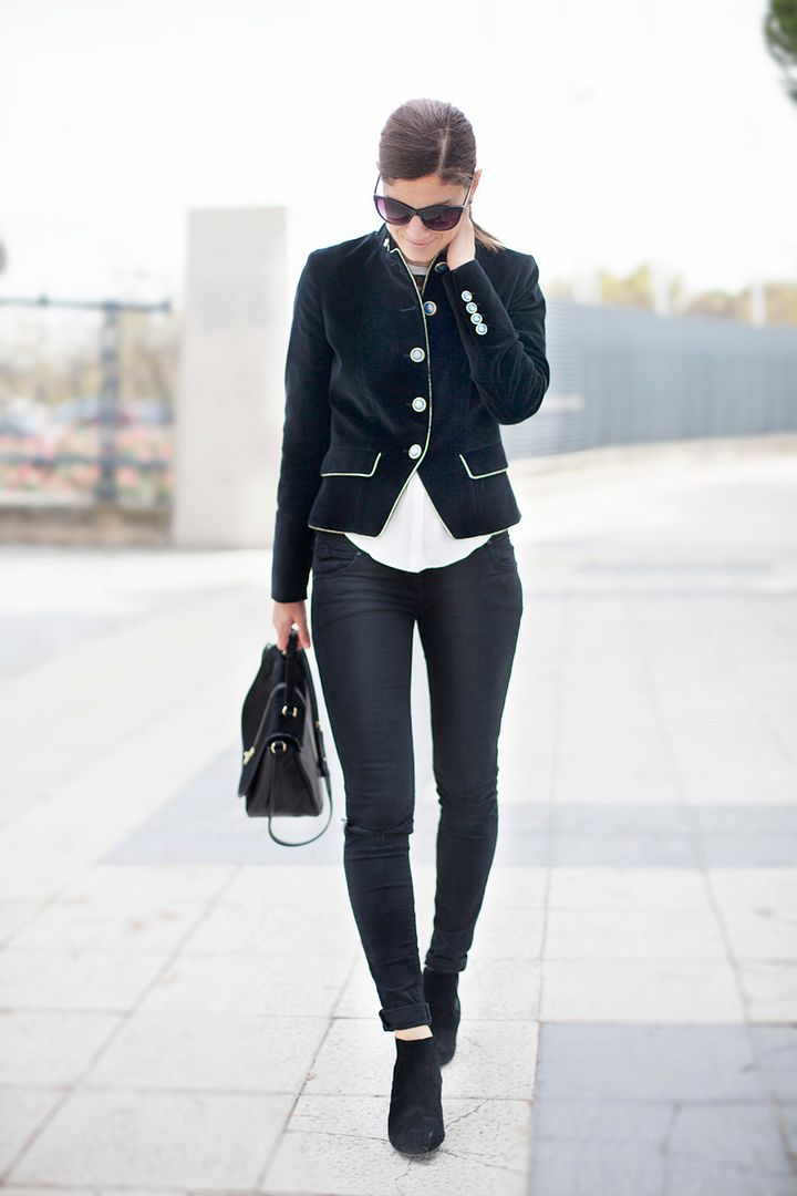  photo theextremecollection-streetstyle-black_white-clarks-balamoda44_zps67266fc1.jpg