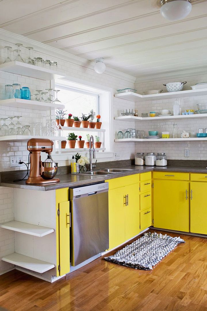 photo ABM Kitchen yellow_zpssa8oowpy.jpg