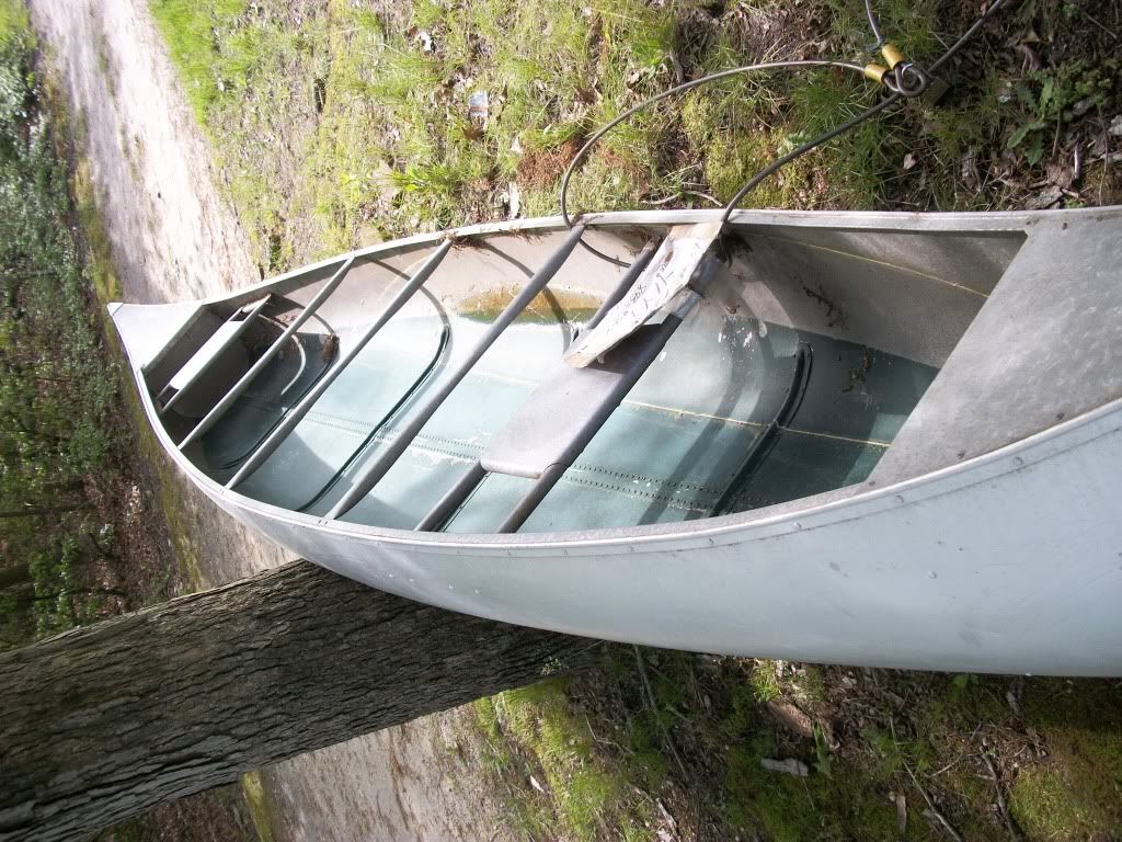17' Aluminum Canoe for sale..400.00 (pic)