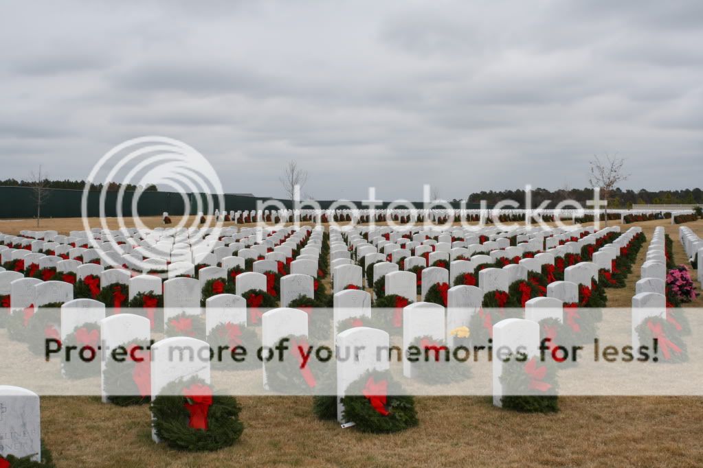 Wreaths Across America Pics | Dodge Challenger Forum